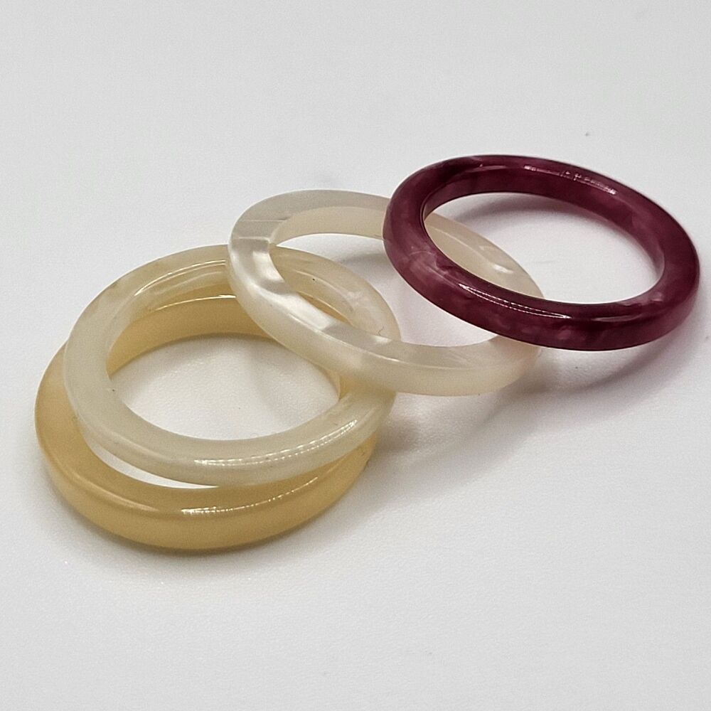 New Without Tags Lot of 4 Purple Cream White Ring Set Size 6